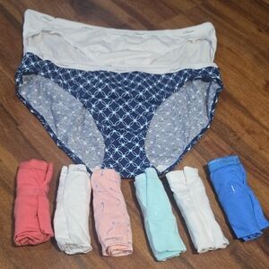 Hanes Women's Underwear Set - Navy, Cream,MORE  NEW LARGE BUNDLE 8 PANTIES